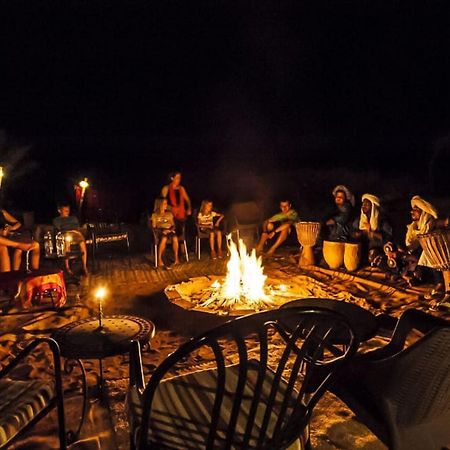 Merzouga Nomadic Luxury Camp Екстер'єр фото