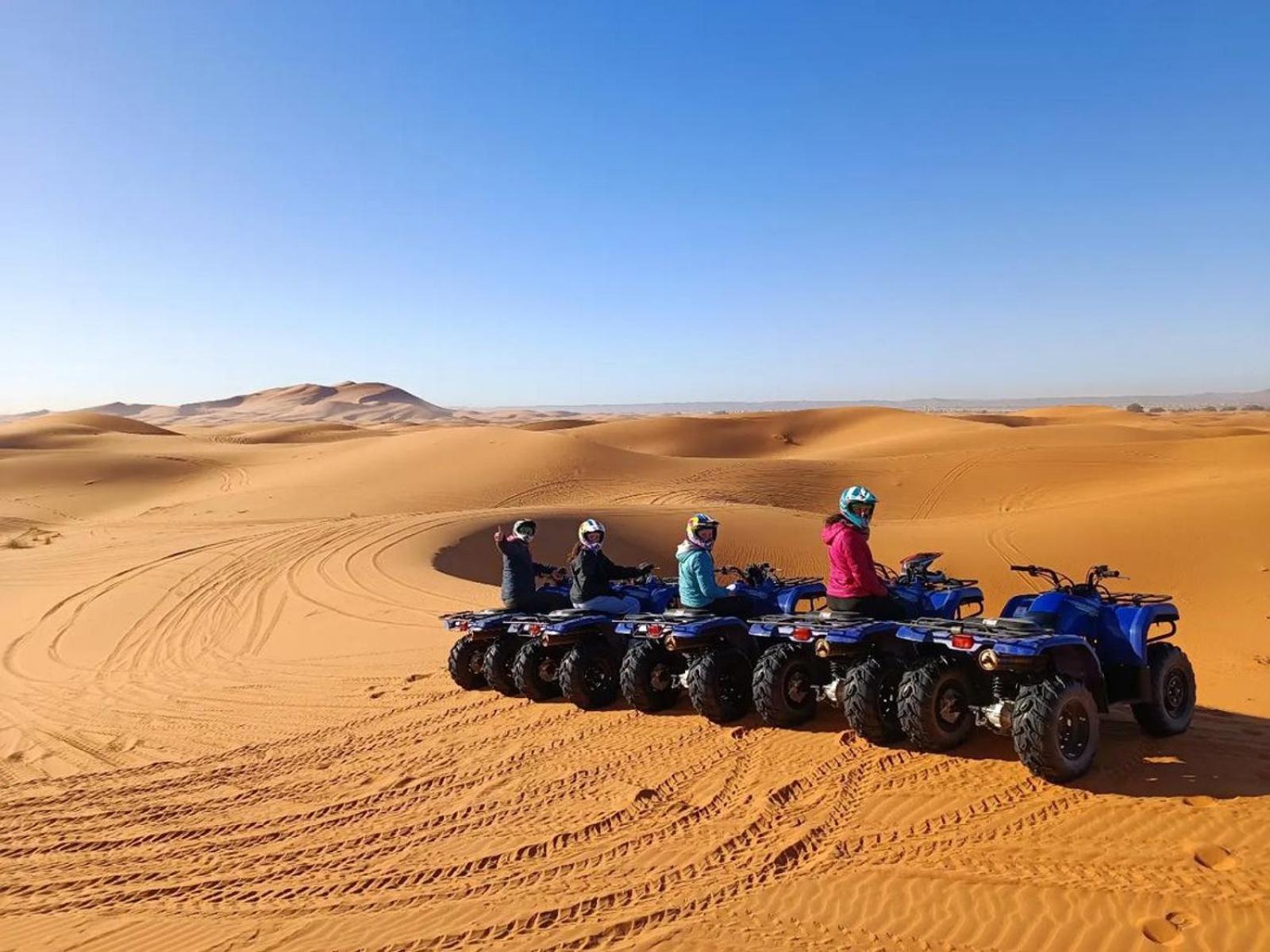 Merzouga Nomadic Luxury Camp Екстер'єр фото