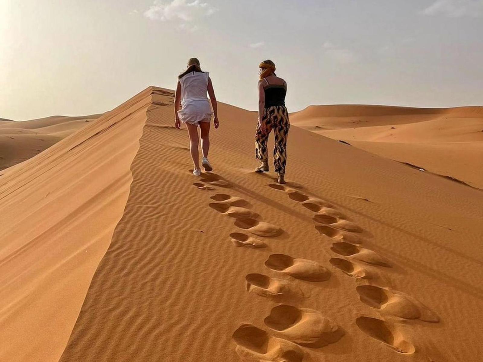 Merzouga Nomadic Luxury Camp Екстер'єр фото